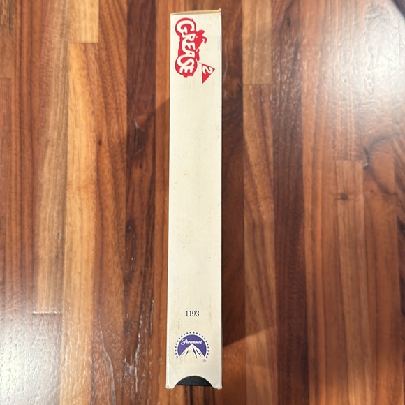 Grease 2 VHS Tape (1982) - Picture 2 of 7